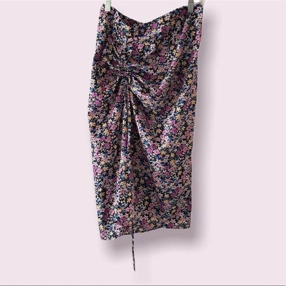 SHEIN High-Waisted Dark Floral Ruched Midi Skirt Size Medium - Picture 2 of 3